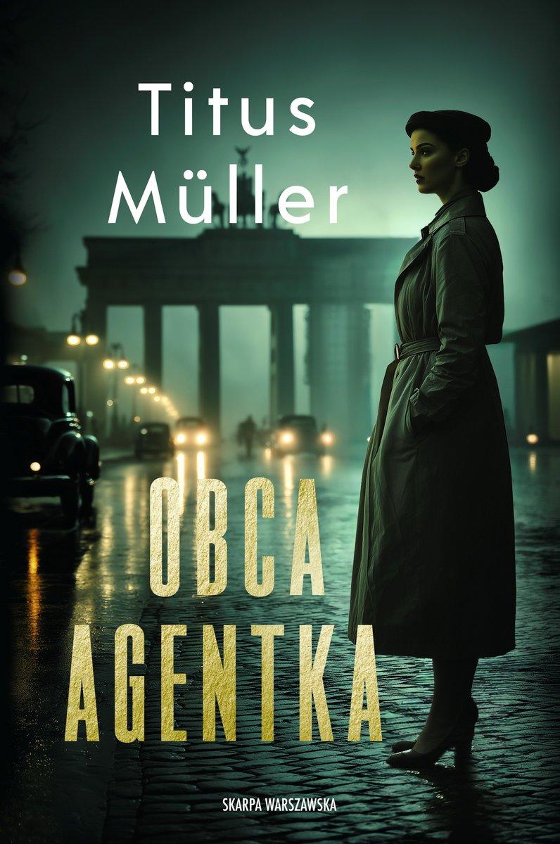 obca agentka novel of manners