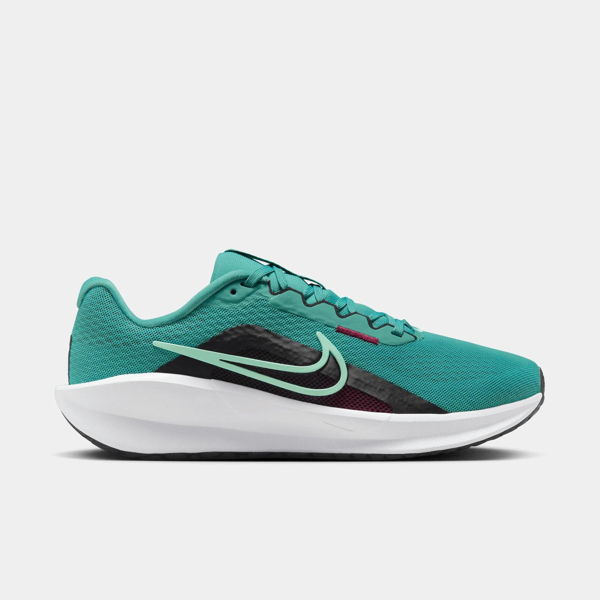 nike running shoes downshifter 13 green 40.5