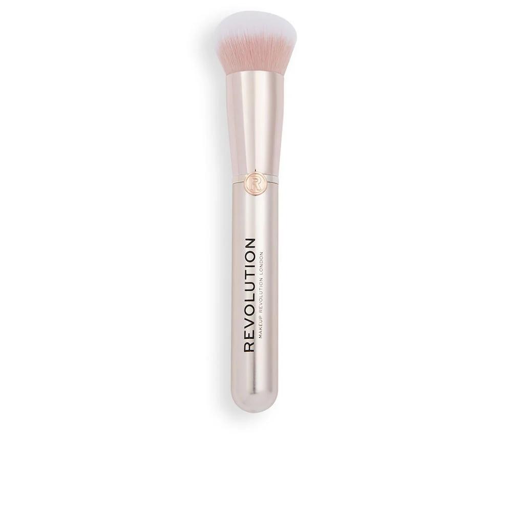 revolution foundation brush bluffing r7 synthetic