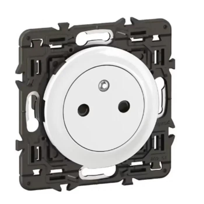 legrand socket 2p+t celiane white
