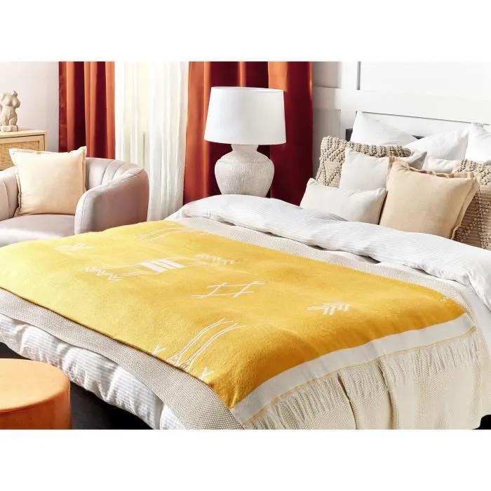 beliani blanket jalkini yellow 130x170 cm